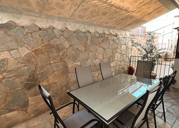 Diara Apartment